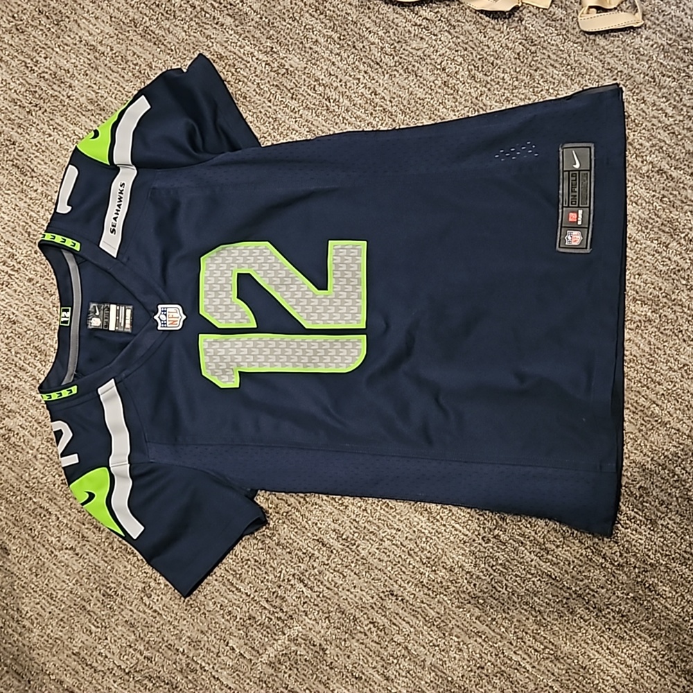 Womens Seahawks 12 Jersey